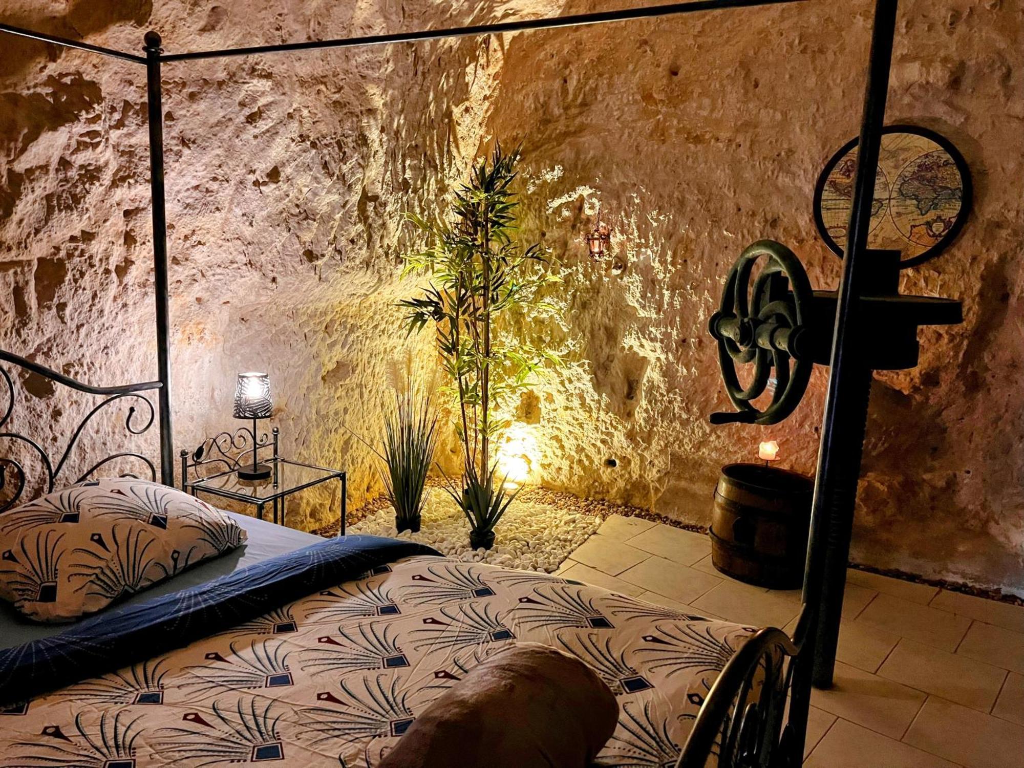 Holiday home Troglo Papillon *