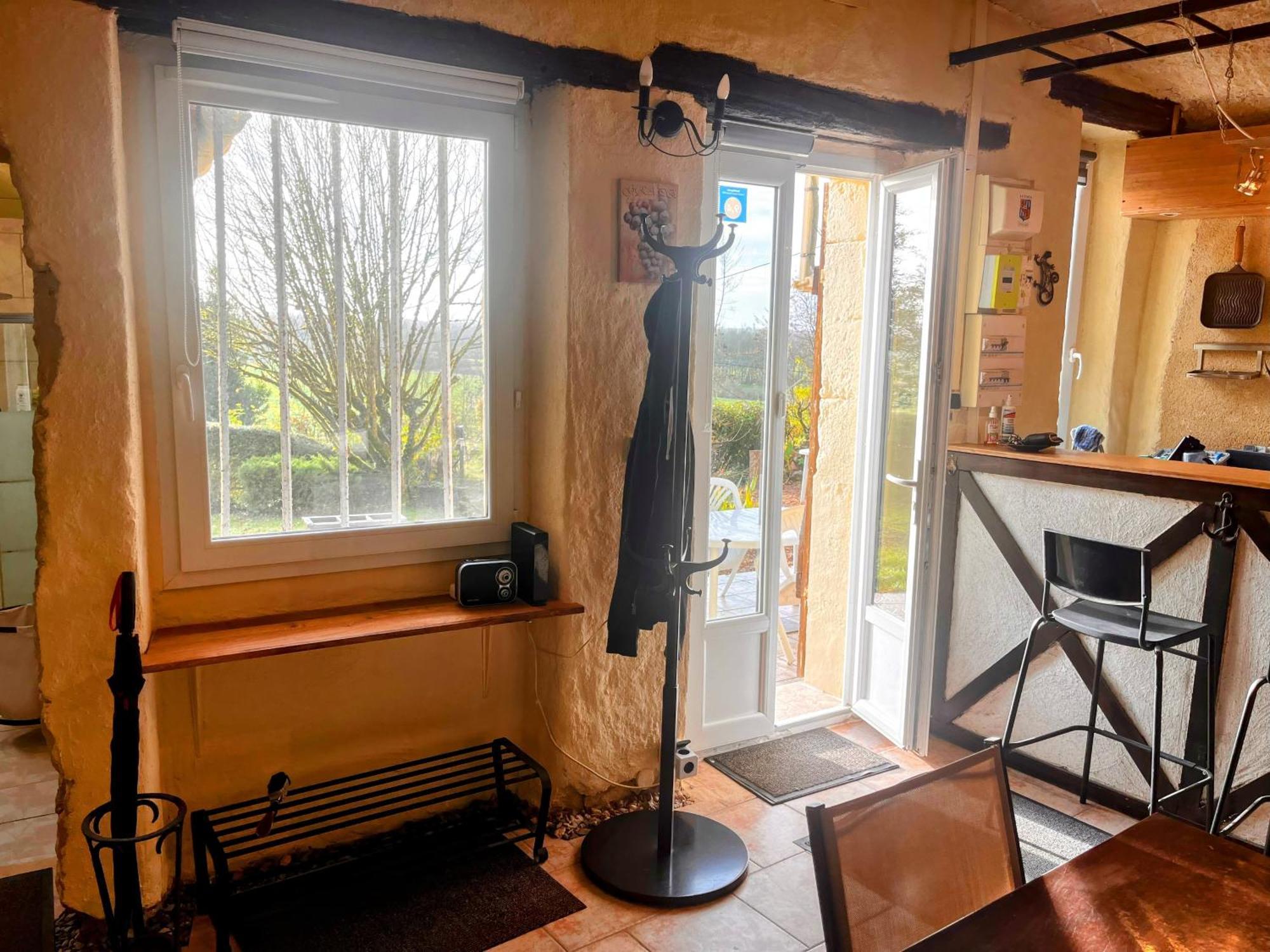 Holiday home Troglo Papillon Luynes (Indre-et-Loire)
