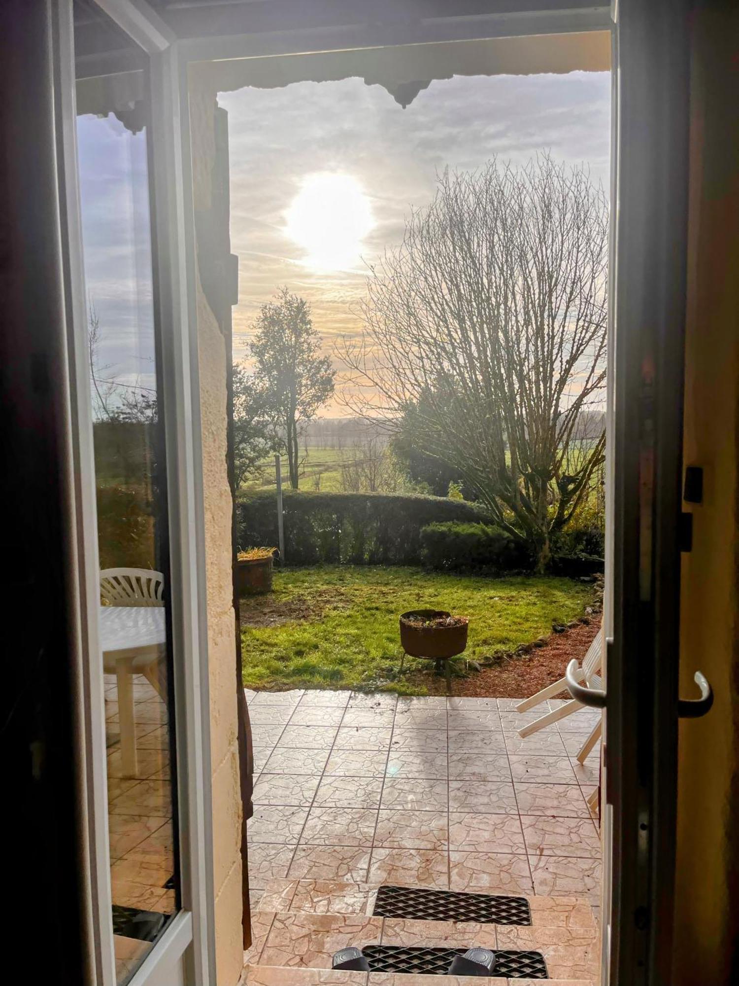 Troglo Papillon Holiday home Luynes (Indre-et-Loire)